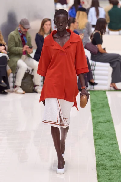 Look 8